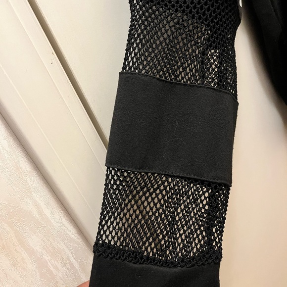 NWOT Love Vegas sweatshirt with mesh open arm - Picture 3 of 8